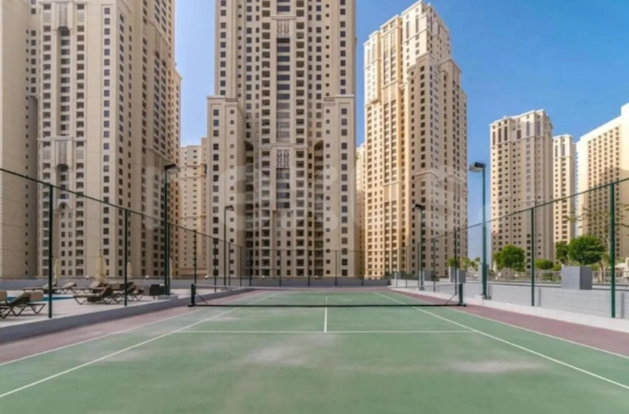 Modern Cozy Two Bedrooms In Very Attractive Location With Marina View Dubaj