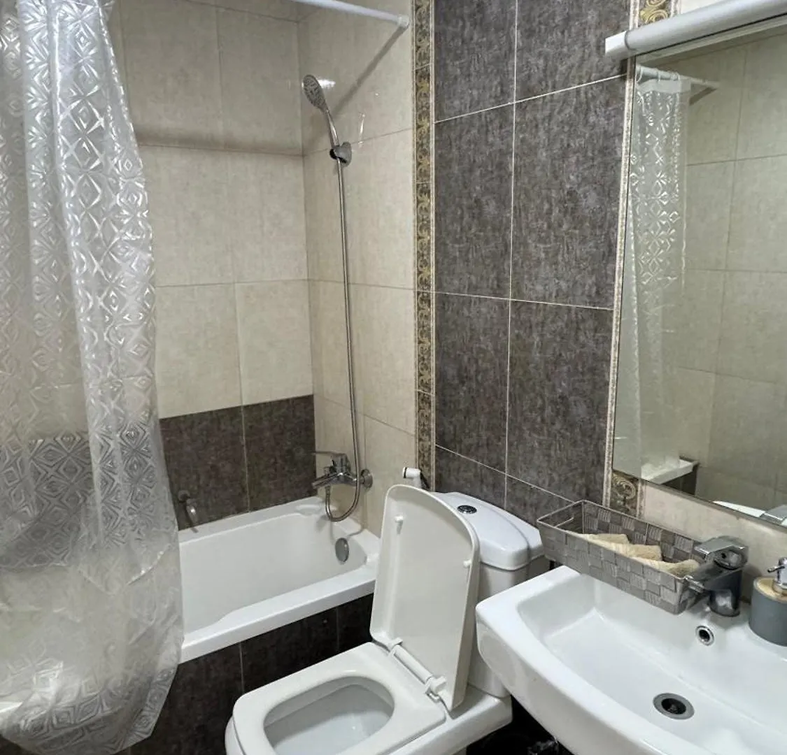 Modern Cozy Two Bedrooms In Very Attractive Location With Marina View Dubaj Apartament